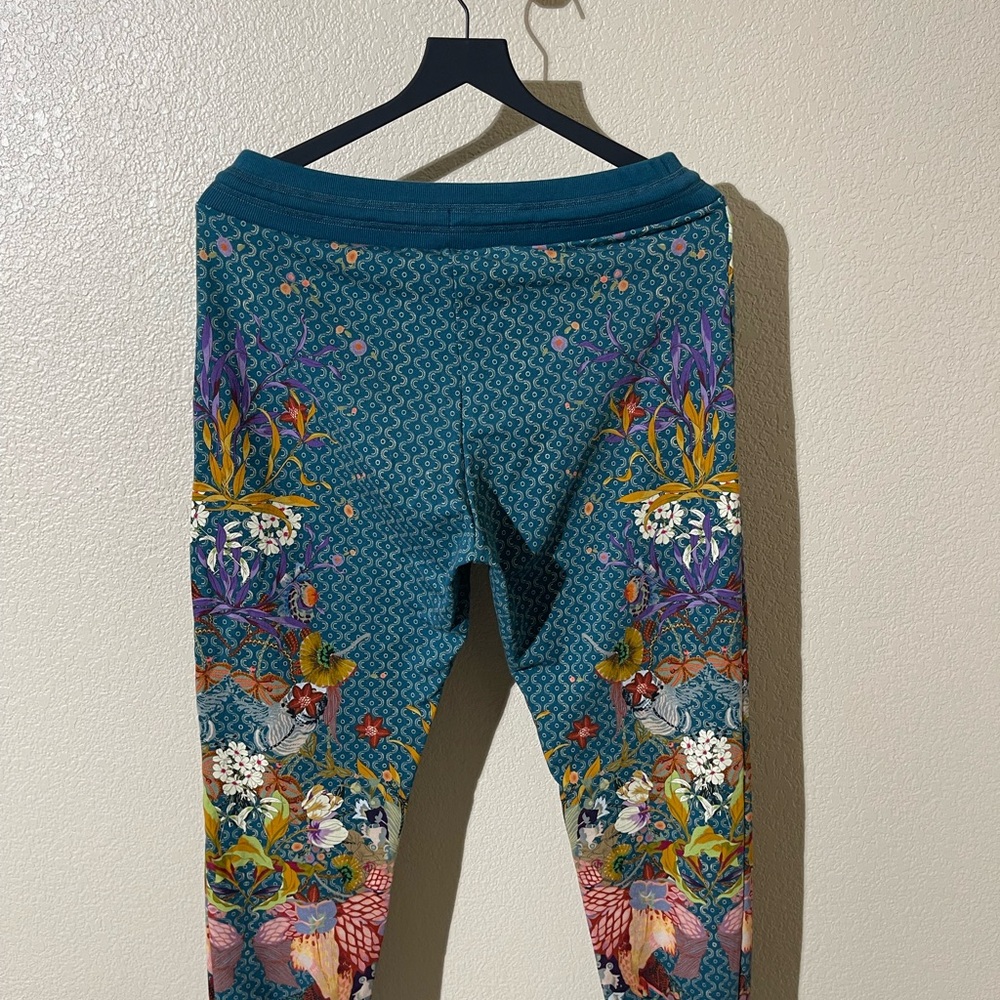 Johnny Was Aran French Terry Joggers - Picture 2 of 6